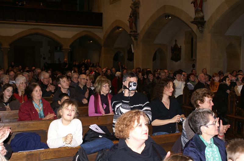 les_enfants_chantent_noel_2006_22.jpg - Public