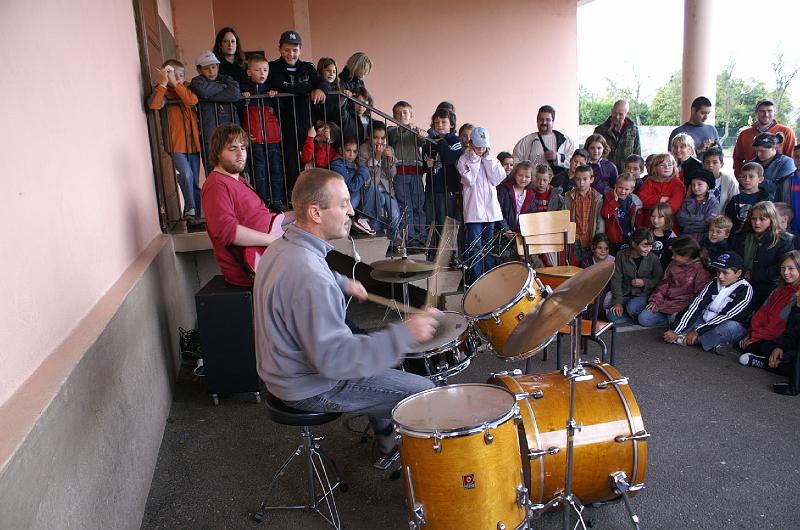 melodia_a_l_ecole_60.jpg - La Batterie
